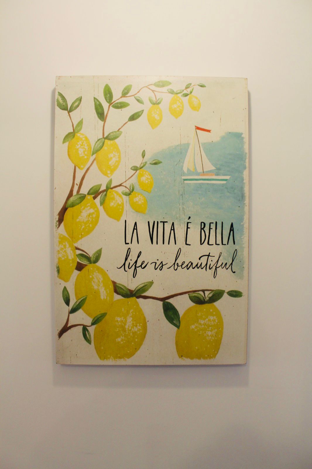 La vita e bella wall art